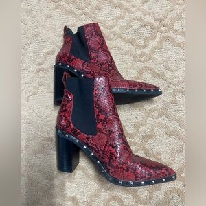Charles David boots‎